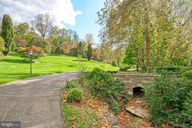 13223 LOYALTY RD, Leesburg, VA 20176