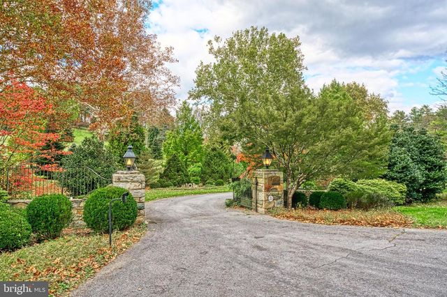 13223 LOYALTY RD, Leesburg, VA 20176