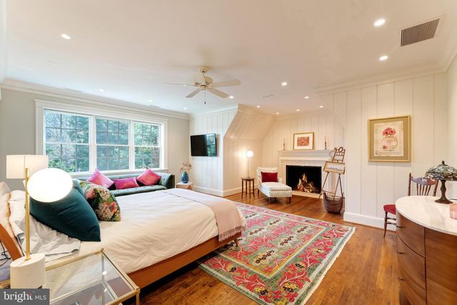 13223 LOYALTY RD, Leesburg, VA 20176