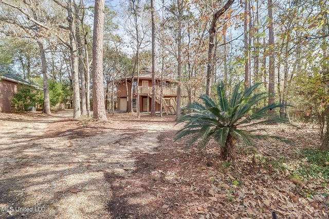 7952 Hapuna Place, Diamondhead, MS 39525