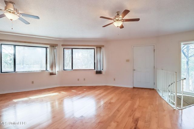 7952 Hapuna Place, Diamondhead, MS 39525