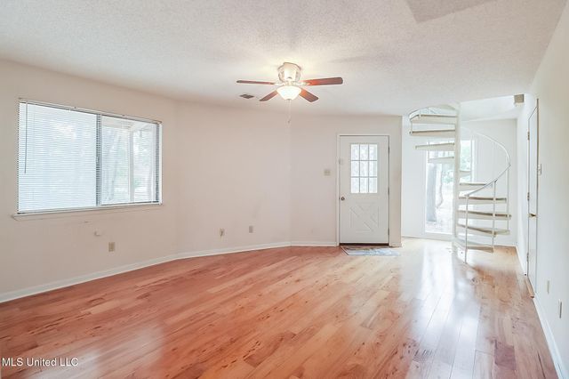 7952 Hapuna Place, Diamondhead, MS 39525