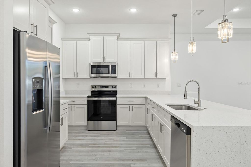 Image 20 of property listing at 21021 PEACHLAND BOULEVARD, Port Charlotte, FL 33954