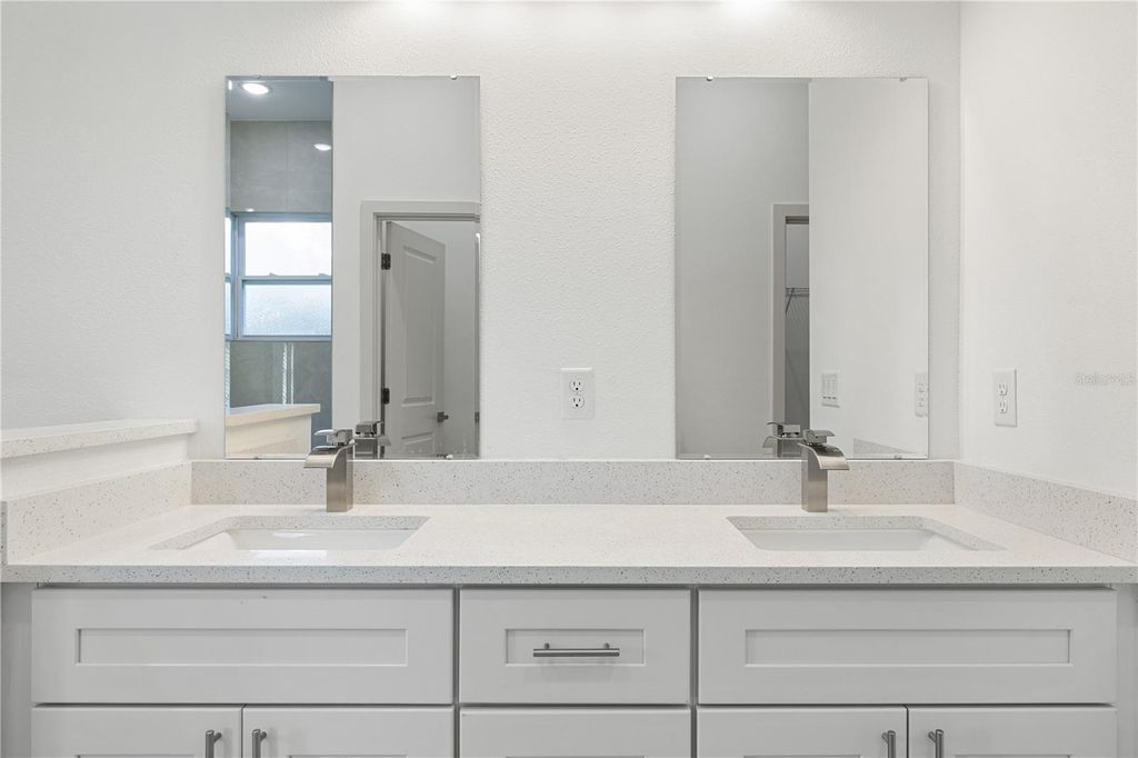 Image 35 of property listing at 21021 PEACHLAND BOULEVARD, Port Charlotte, FL 33954