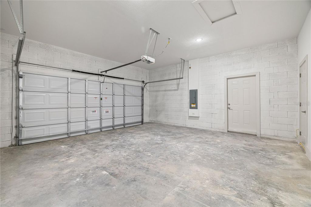 Image 8 of property listing at 21021 PEACHLAND BOULEVARD, Port Charlotte, FL 33954