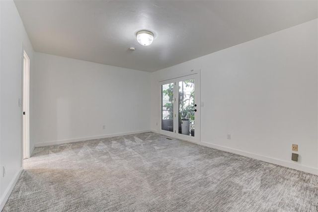 6413 Centennial Court, Nichols Hills, OK 73116