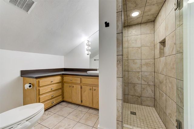 6413 Centennial Court, Nichols Hills, OK 73116