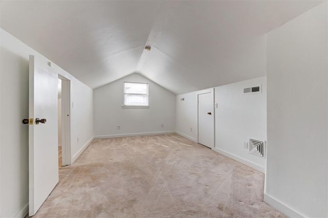 6413 Centennial Court, Nichols Hills, OK 73116