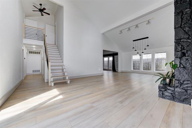 6413 Centennial Court, Nichols Hills, OK 73116