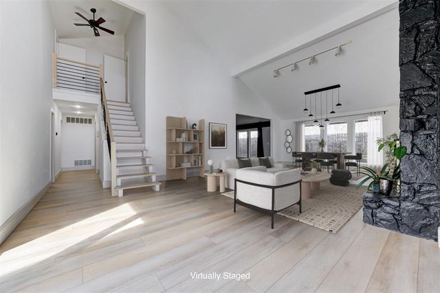 6413 Centennial Court, Nichols Hills, OK 73116