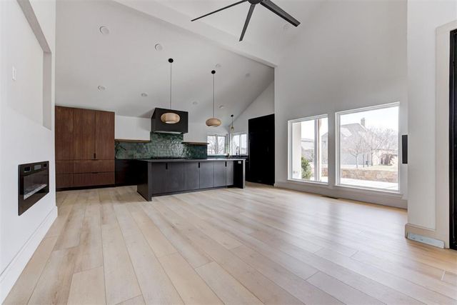 6413 Centennial Court, Nichols Hills, OK 73116