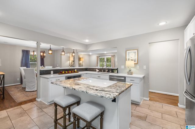2301 CROSSGATE TRAIL, Vestavia Hills, AL 35216