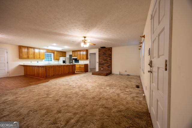 240 Bent Oak Drive, Cornelia, GA 30531