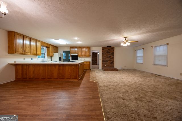 240 Bent Oak Drive, Cornelia, GA 30531
