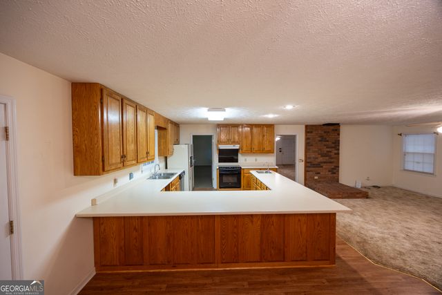 240 Bent Oak Drive, Cornelia, GA 30531