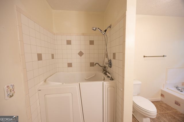 240 Bent Oak Drive, Cornelia, GA 30531