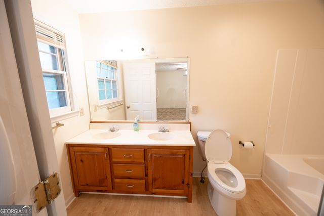 240 Bent Oak Drive, Cornelia, GA 30531