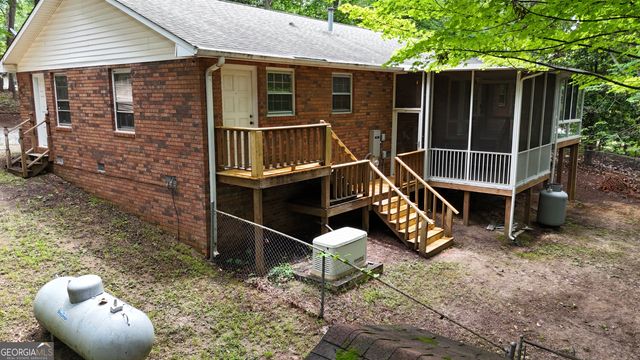 240 Bent Oak Drive, Cornelia, GA 30531