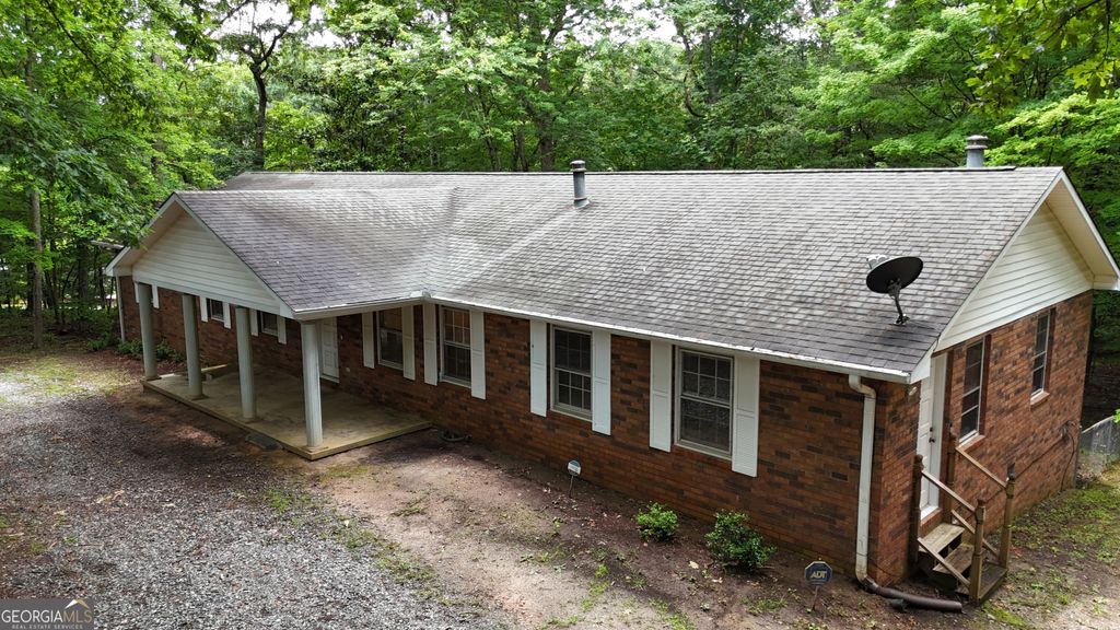 240 Bent Oak Drive, Cornelia, GA 30531