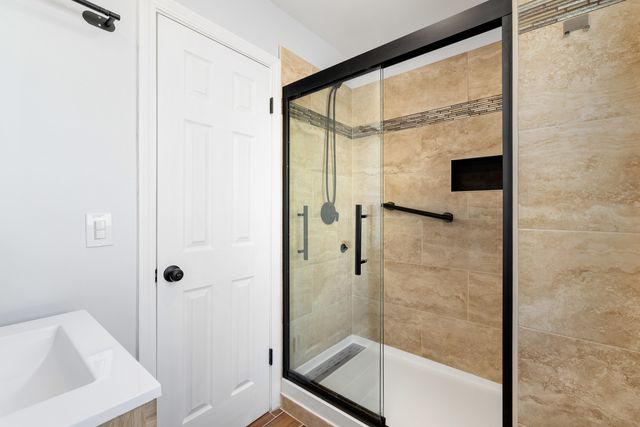 504 N Irving Avenue, Hillside, IL 60162