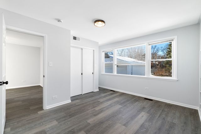 504 N Irving Avenue, Hillside, IL 60162