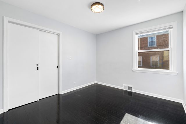 504 N Irving Avenue, Hillside, IL 60162