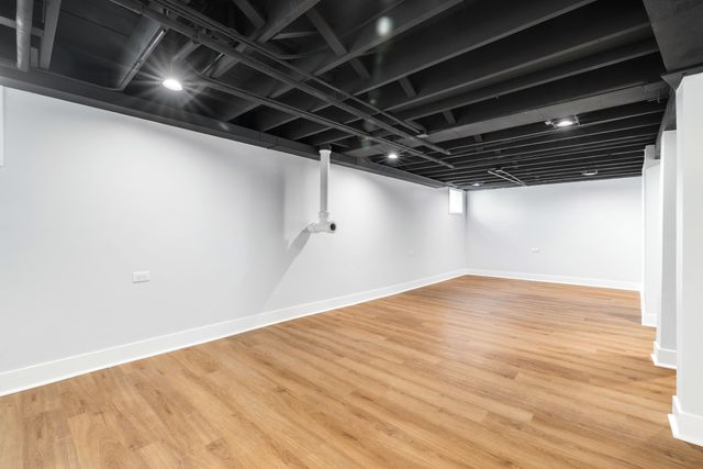 504 N Irving Avenue, Hillside, IL 60162