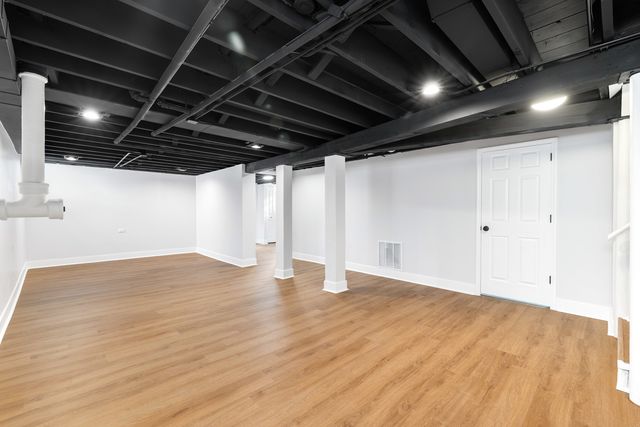 504 N Irving Avenue, Hillside, IL 60162