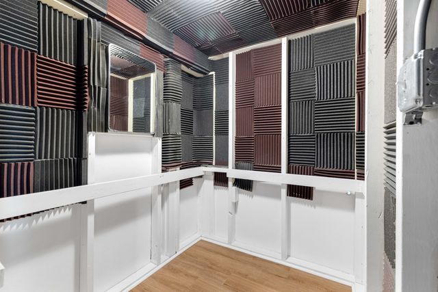 504 N Irving Avenue, Hillside, IL 60162