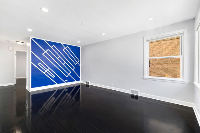 504 N Irving Avenue, Hillside, IL 60162