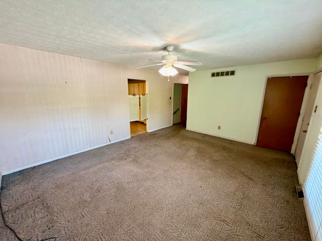 218 Independence Court, Georgetown, KY 40324