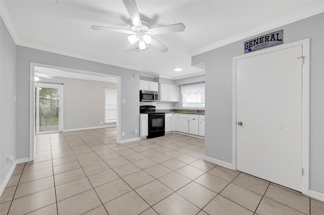 3806 Kaplan Drive, Pasadena, TX 77503