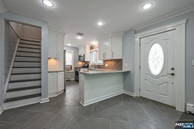 122 Garside Avenue, Wayne, NJ 07470