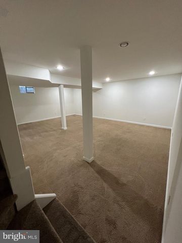2913 MADEIRA CT, Woodbridge, VA 22192