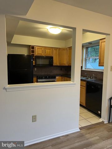 2913 MADEIRA CT, Woodbridge, VA 22192