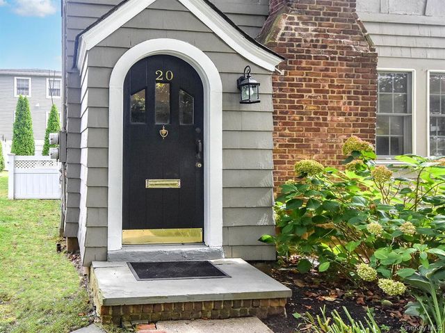 20 Oldwood Road 1st Floor, Port Washington, NY 11050