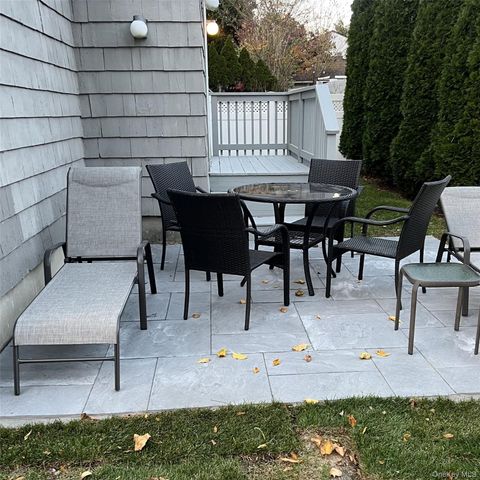 20 Oldwood Road 1st Floor, Port Washington, NY 11050