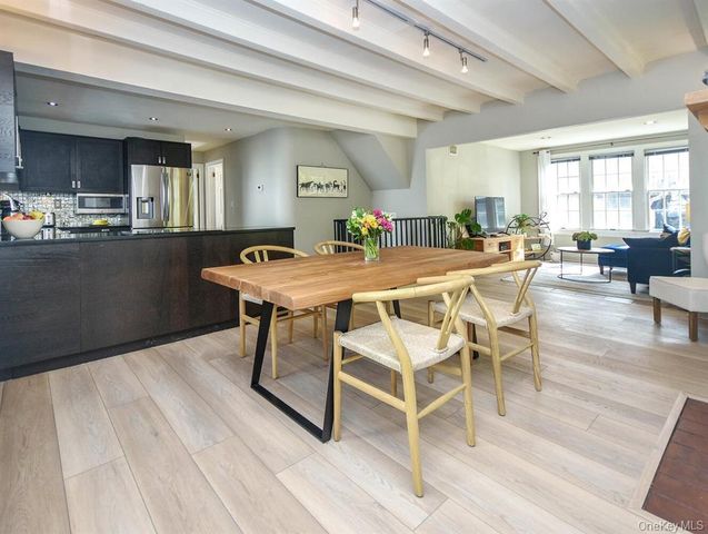 20 Oldwood Road 1st Floor, Port Washington, NY 11050