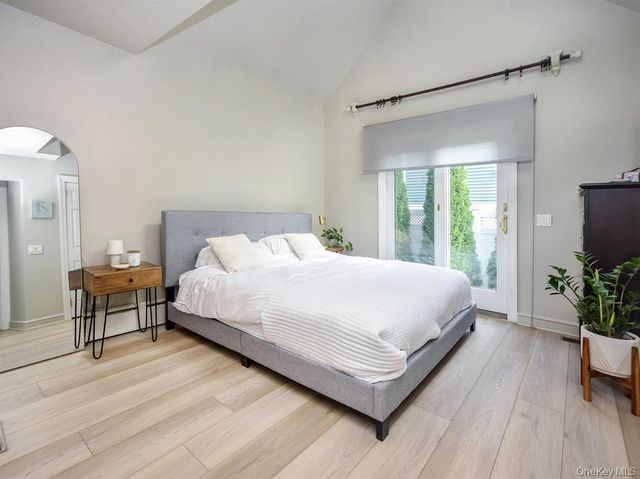 20 Oldwood Road 1st Floor, Port Washington, NY 11050