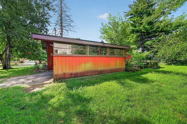 3024 Haskell Street, Kalamazoo, MI 49006