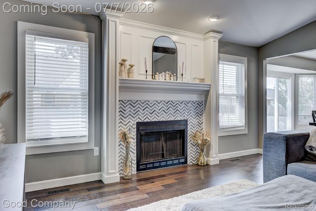 49877 Maurice Drive, Chesterfield Township, MI 48047