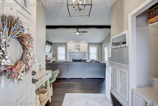 49877 Maurice Drive, Chesterfield Township, MI 48047