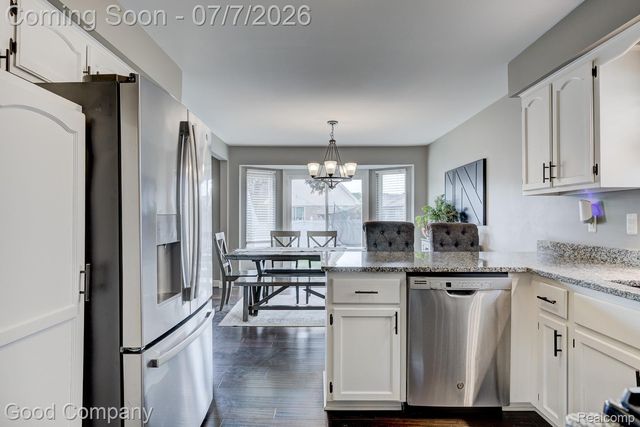 49877 Maurice Drive, Chesterfield Township, MI 48047