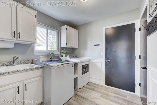 49877 Maurice Drive, Chesterfield Township, MI 48047