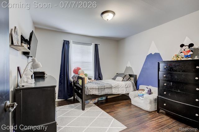 49877 Maurice Drive, Chesterfield Township, MI 48047