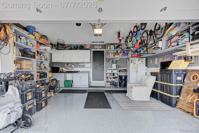 49877 Maurice Drive, Chesterfield Township, MI 48047