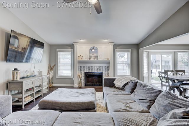 49877 Maurice Drive, Chesterfield Township, MI 48047