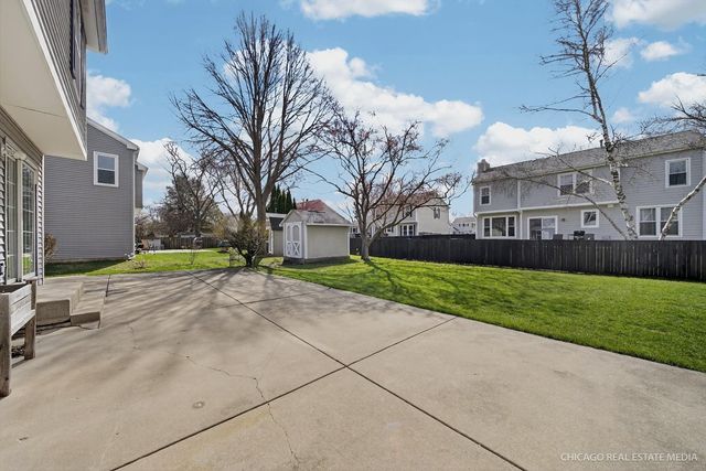 1439 Blue Heron Drive, Crystal Lake, IL 60014