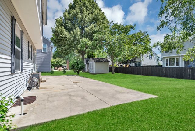 1439 Blue Heron Drive, Crystal Lake, IL 60014