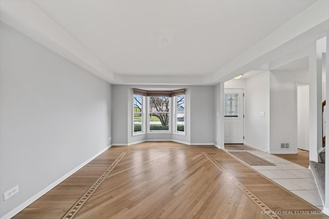 1439 Blue Heron Drive, Crystal Lake, IL 60014